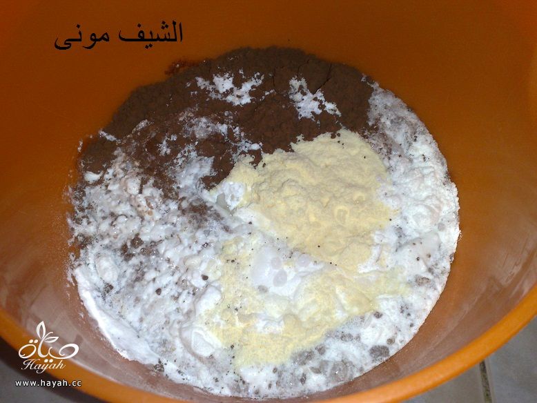 تورتة فيونكات الشوكولاته من مطبخ الشيف مونى بالصور hayahcc_1413200731_246.jpg