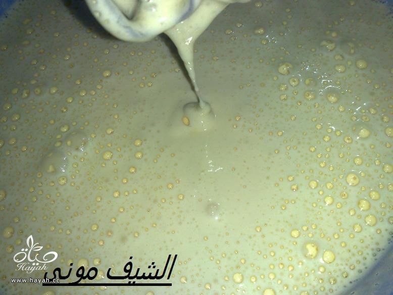 تورتة عيد الأم بالشوكولاته البيضاء والمالتيزرز من مطبخ الشيف موني hayahcc_1459858752_835.jpg