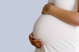 التخلص من تشققات البطن بعد الولادة